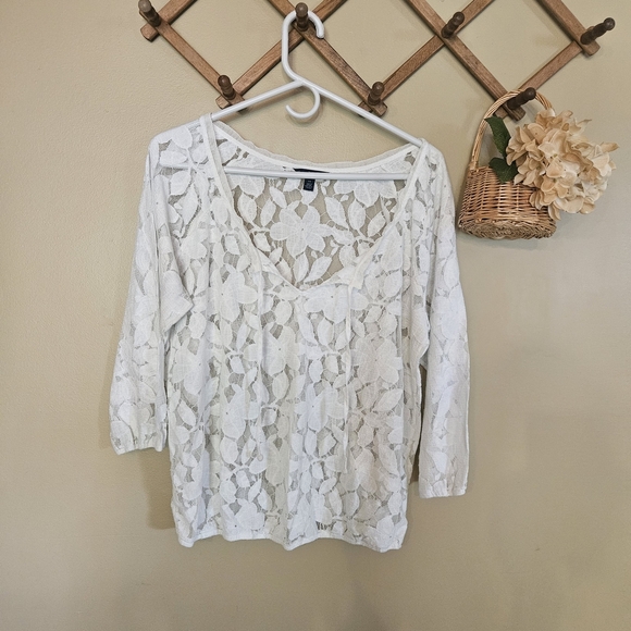 American Eagle Outfitters White Lace Top Size Large V Neck Tie Strings - Picture 1 of 5